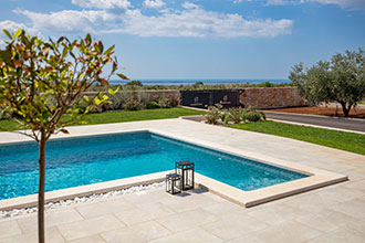 Exterior 12